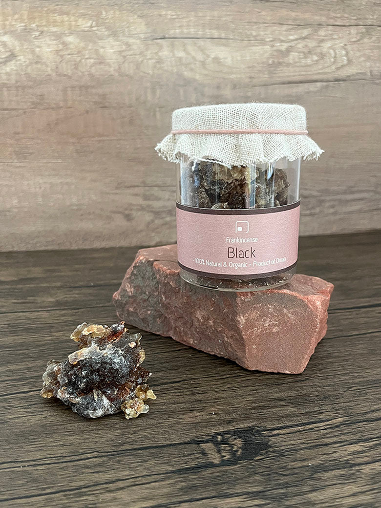 Black Sacra Frankincense Resin Boswellia Sacra Luban Oman HK Hong Kong 乳香樹脂 阿曼 乳香 黑乳香 乳香薩克拉 魯班樹 香港