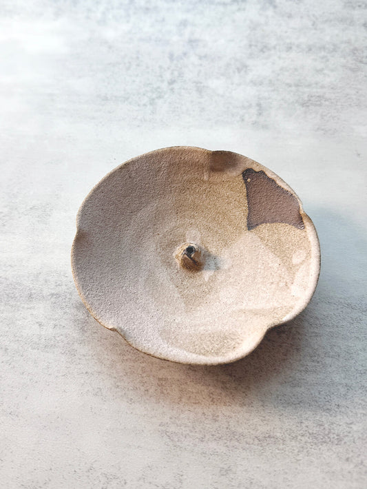 Theta Studio Handmade Ceramic Incense Plate- Flow (010)