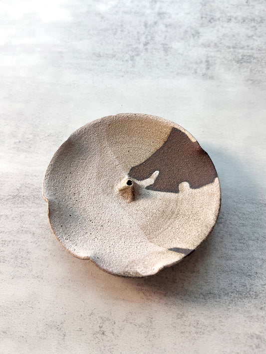 Theta Studio Handmade Ceramic Incense Plate- Flow (011)