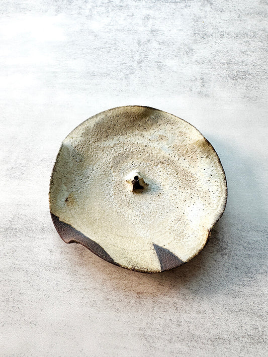 Theta Studio Handmade Ceramic Incense Plate- Flow (013)