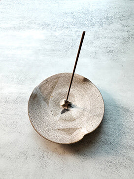 Theta Studio Handmade Ceramic Incense Plate- Flow (012)