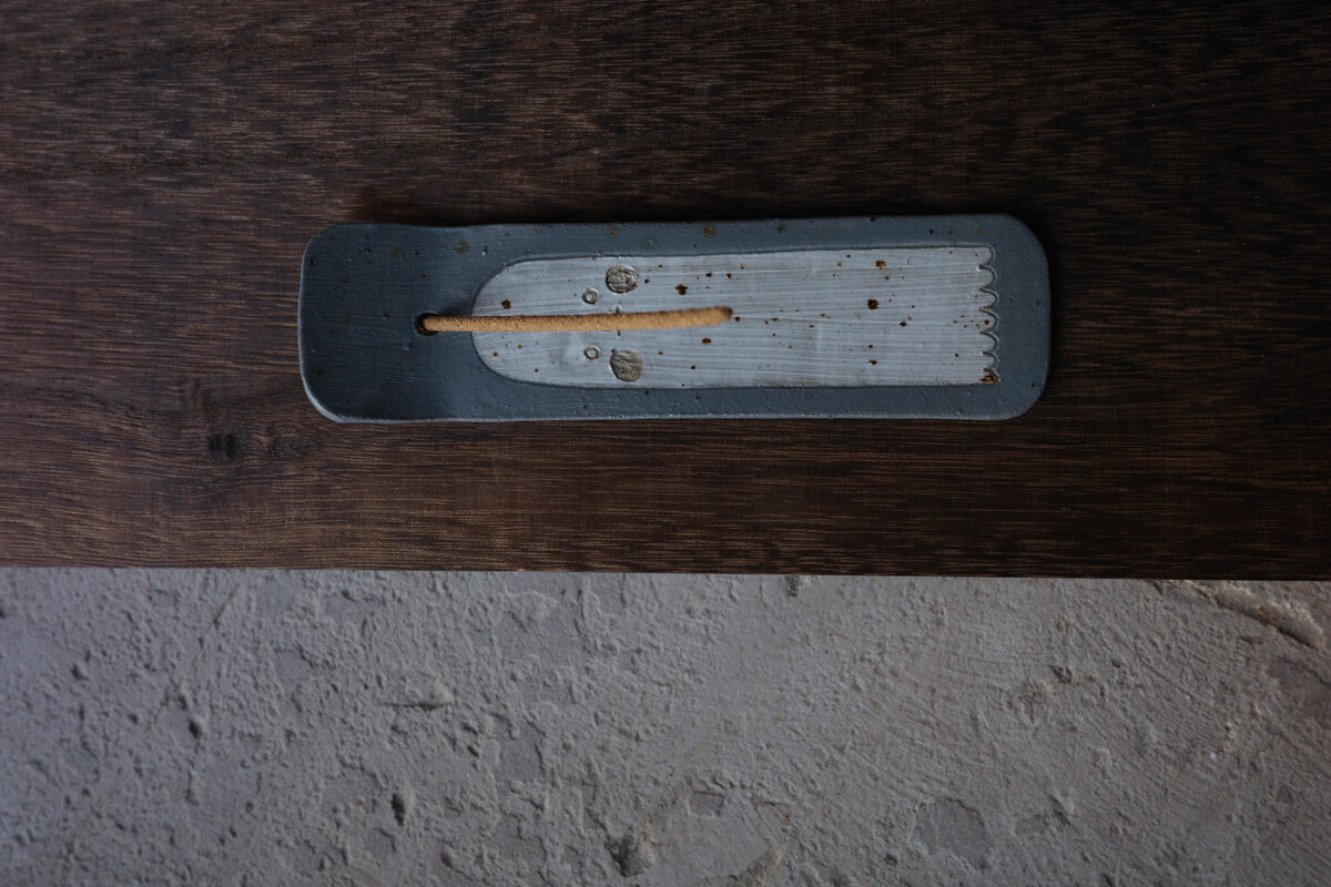SauHan Studio- Shadow Ghost Handmade Ceramic Incense Holder
